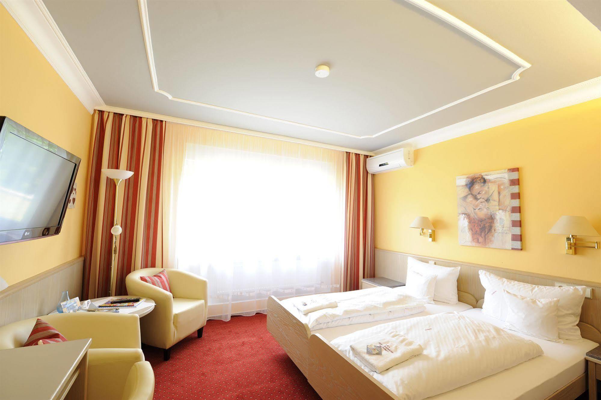Hotel Ambiente Bad Bellingen Exterior photo